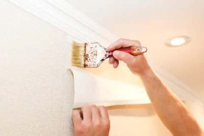 Pose de papier peint à Montagagne — revêtements muraux et toiles de verre